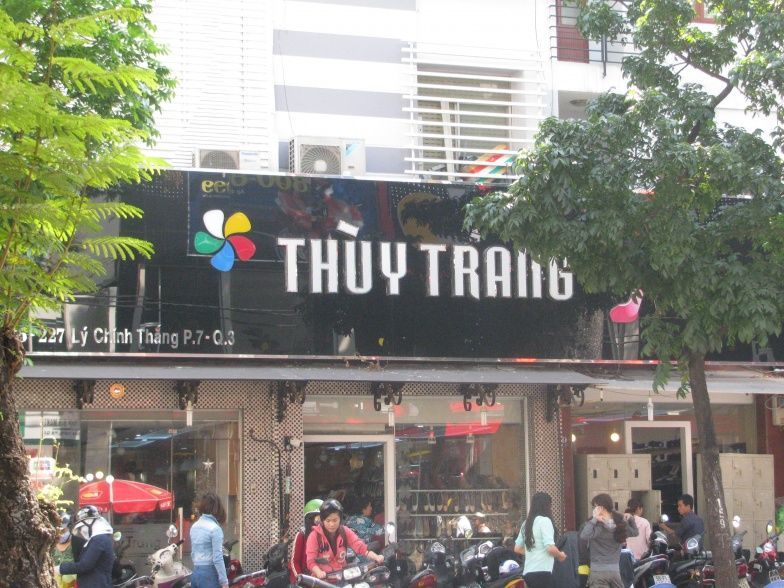 Cửa Hàng Giày Dép Thùy Trang
