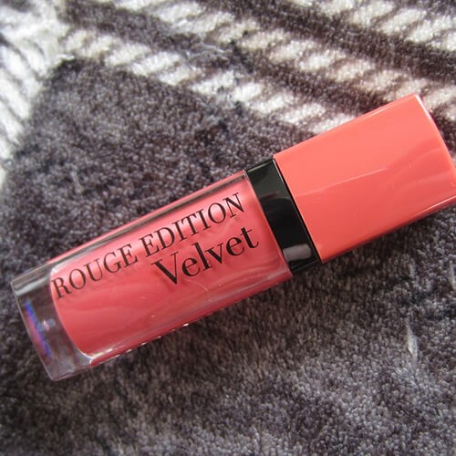 Son Bourjois Rouge Edition Velvet màu màu hồng đào 04 – Peach Club