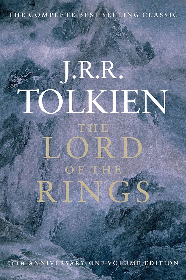 ‘The Lord of the Rings’ – (Tạm dịch: Chúa tể những chiếc nhẫn) của J.R.R. Tolkien