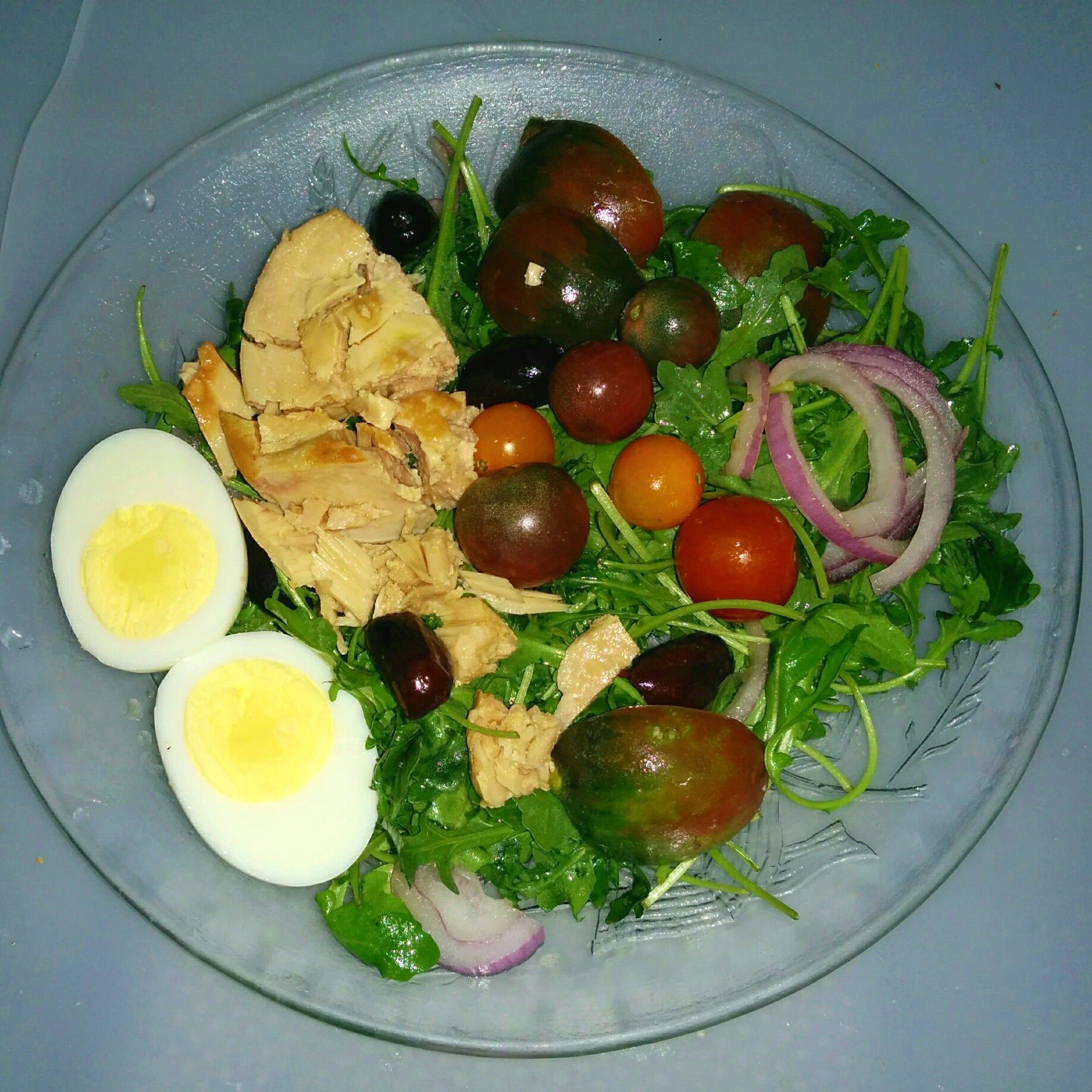 Salad giấm rau củ và trứng luộc