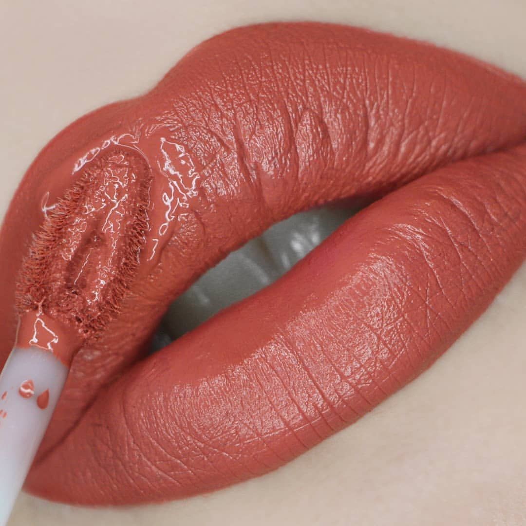 Mac Lipstick màu #Kinda Sexy